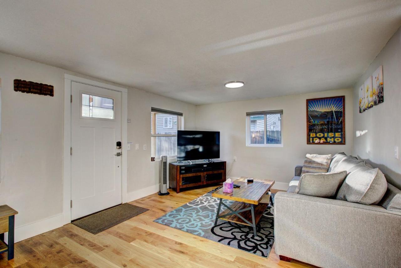 Little Blue Bungalow On Boise'S Bench, Pet Friendly, Fully Fenced Yard With Doggie Door! 2 Miles From Bsu, 5 Minutes From Downtown Boise, Desk And Workstation For Remote Workers, 2 Tv'S Large Walk-In Closet, Good For Mid-Term Stays Exterior foto